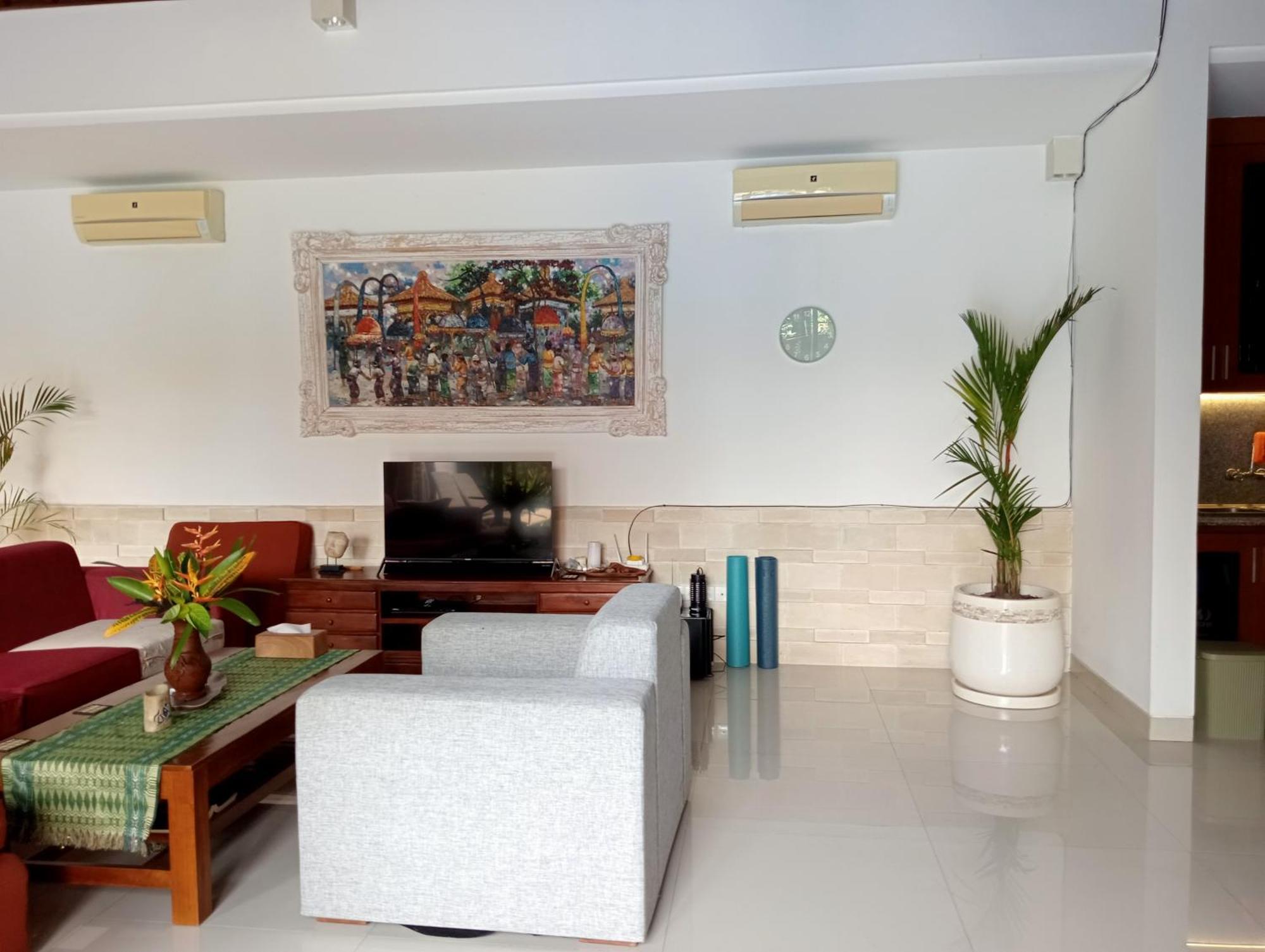 Pondok Indah Villa Ujung Luaran gambar