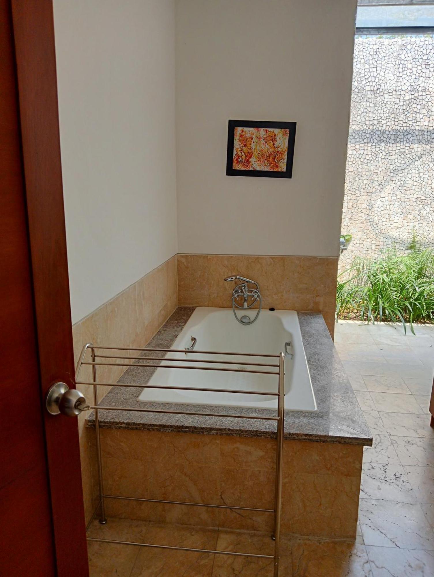 Pondok Indah Villa Ujung Luaran gambar