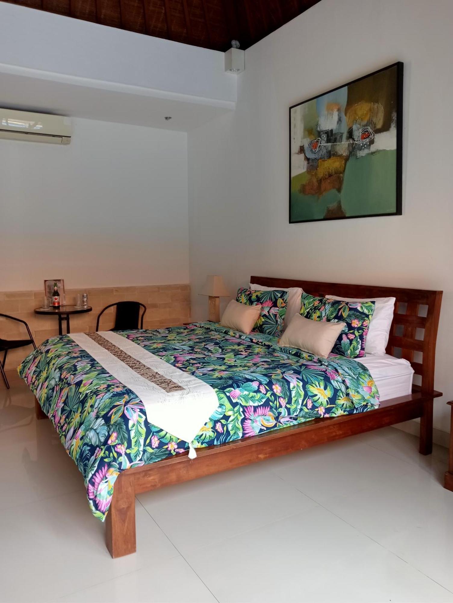 Pondok Indah Villa Ujung Luaran gambar