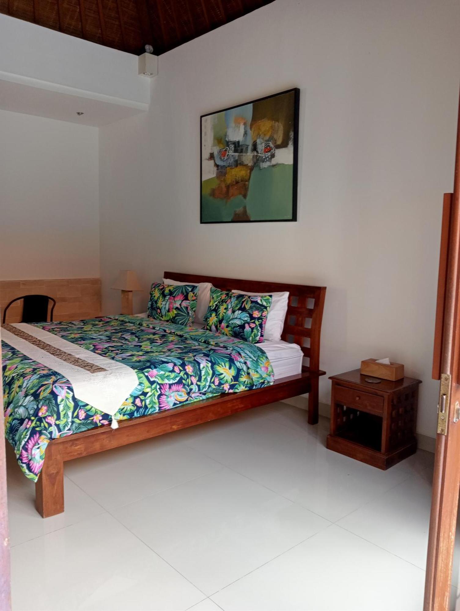 Pondok Indah Villa Ujung Luaran gambar